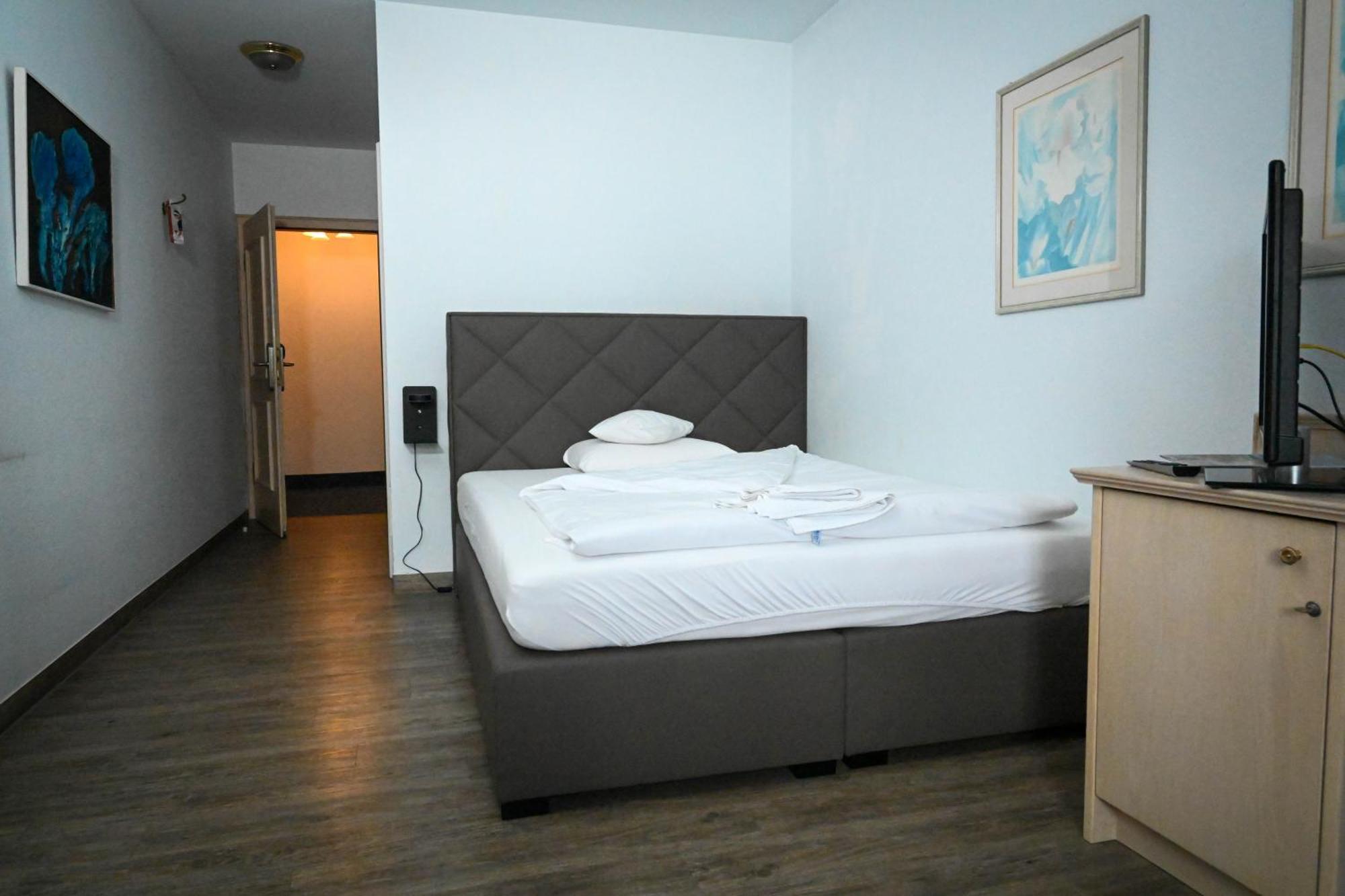 Akzent Hotel Gut Hoeing Уна Екстериор снимка